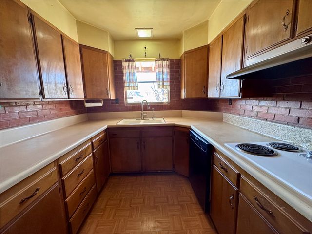 1020 Longview Avenue, Kingman, AZ 86401