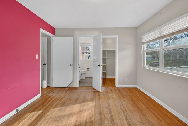 2921 Meadow Lane, West Des Moines, IA 50265