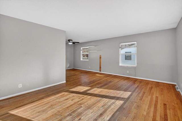 2921 Meadow Lane, West Des Moines, IA 50265