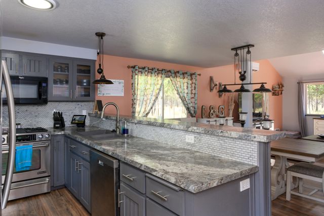 55340 Gross Drive, Bend, OR 97707