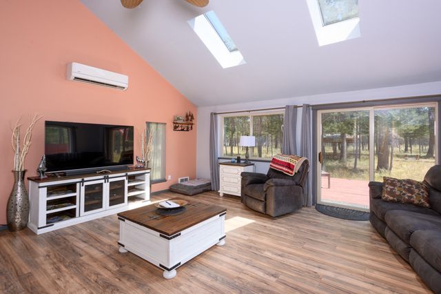 55340 Gross Drive, Bend, OR 97707