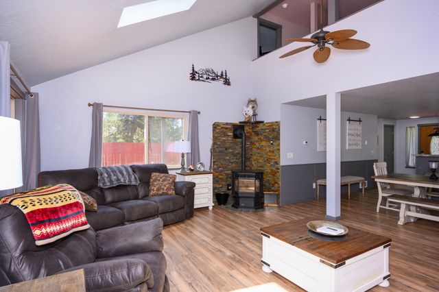 55340 Gross Drive, Bend, OR 97707