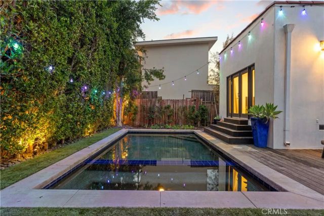 129 N Crescent Heights, Los Angeles, CA 90048