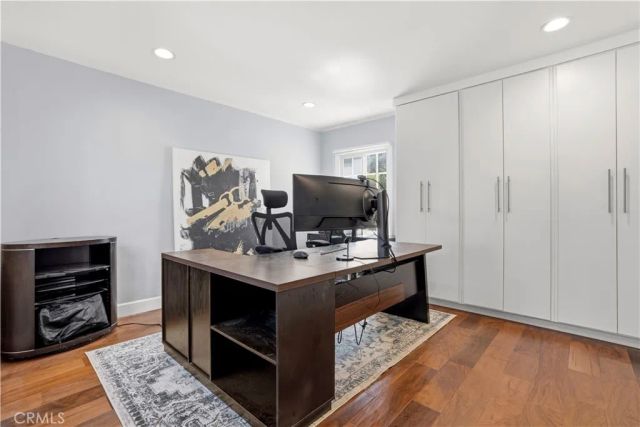 129 N Crescent Heights, Los Angeles, CA 90048