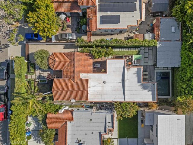 129 N Crescent Heights, Los Angeles, CA 90048