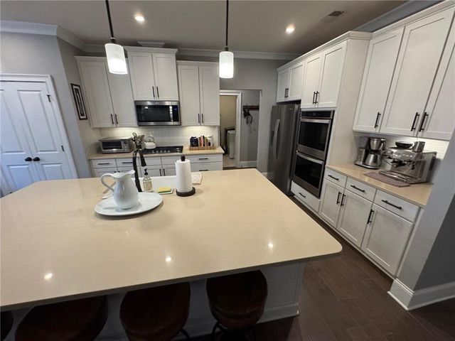 4212 Gunnerson Lane, Kennesaw, GA 30152