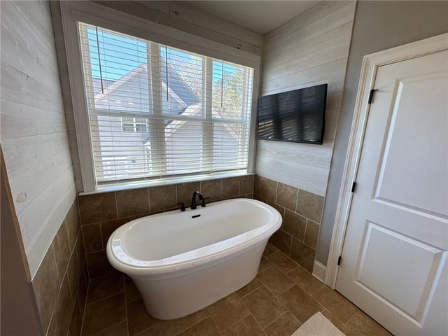 4212 Gunnerson Lane, Kennesaw, GA 30152