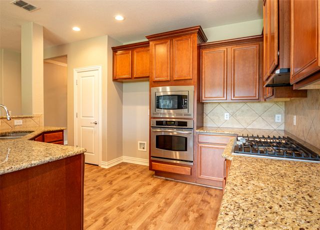 529 Burnswick Isles Way, Frisco, TX 75036