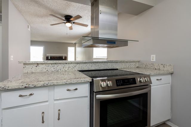 5504 S Gold St, Unit 200, Wichita, KS 67217