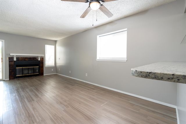 5504 S Gold St, Unit 200, Wichita, KS 67217