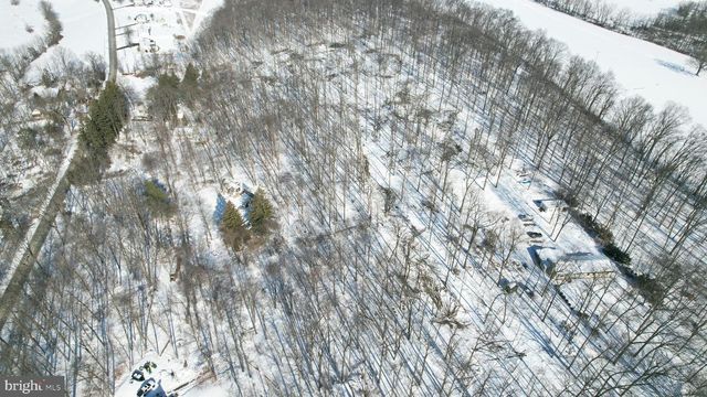 233 CONGO NIANTIC RD, Barto, PA 19504