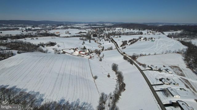 233 CONGO NIANTIC RD, Barto, PA 19504