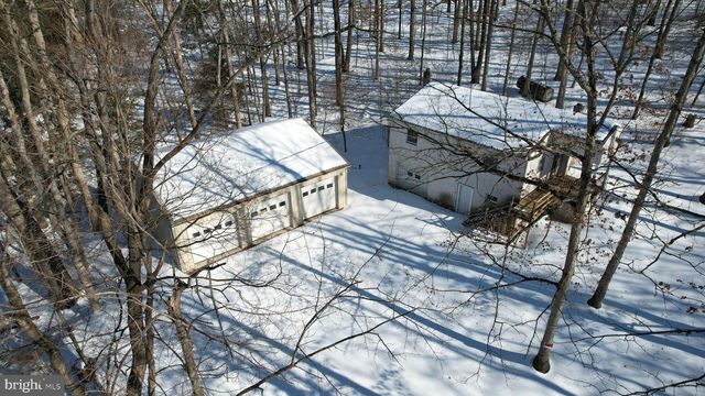 233 CONGO NIANTIC RD, Barto, PA 19504