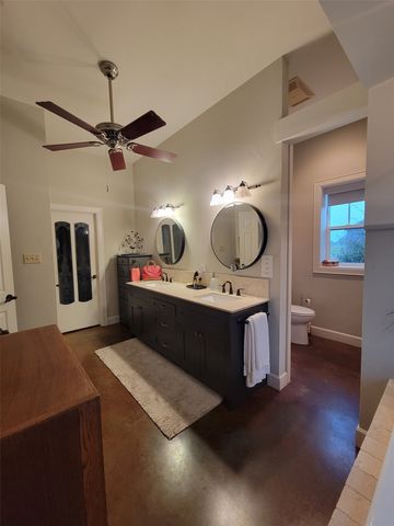 1808 Teller Bell Lane, Granbury, TX 76049