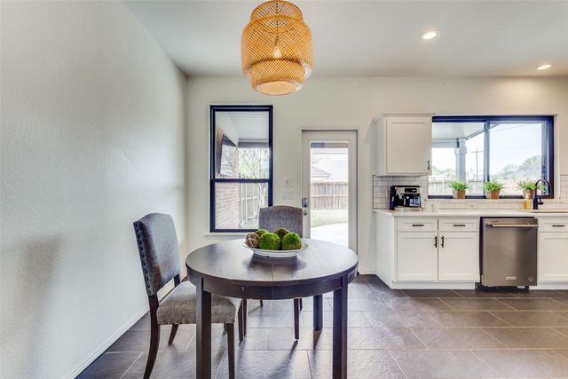 7213 Cinnabar Drive, Frisco, TX 75035
