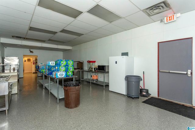 9021 E PARKWAY EAST, Birmingham, AL 35206