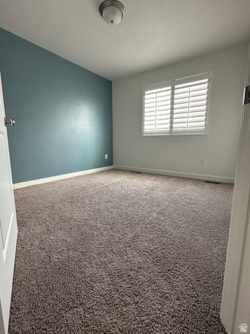 3167 W 3725 S, West Haven, UT 84401