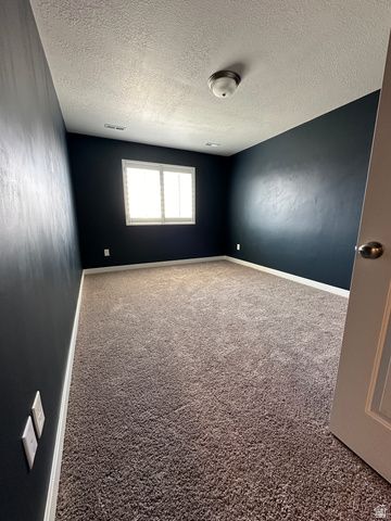 3167 W 3725 S, West Haven, UT 84401