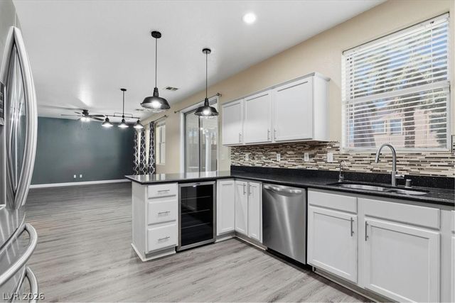 749 Beach Park Street, Henderson, NV 89015