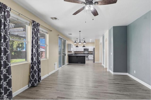 749 Beach Park Street, Henderson, NV 89015