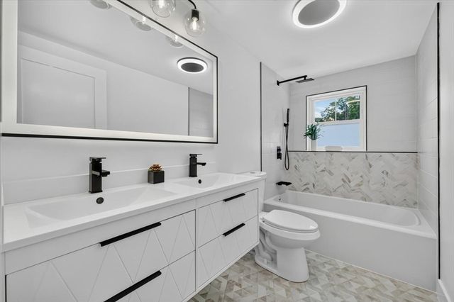 101 Hackensack Rd, Boston, MA 02467