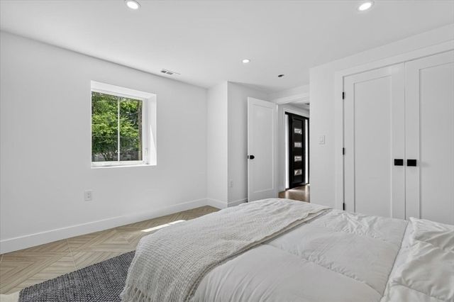 101 Hackensack Rd, Boston, MA 02467