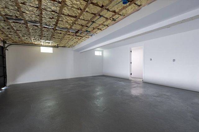 101 Hackensack Rd, Boston, MA 02467