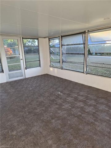 112 Kerr CIR, Lehigh Acres, FL 33936