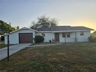 112 Kerr CIR, Lehigh Acres, FL 33936