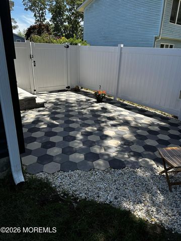 956 Green Hill Boulevard, Toms River, NJ 08753