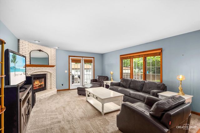 3S665 Virginia Avenue, Warrenville, IL 60555