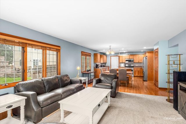 3S665 Virginia Avenue, Warrenville, IL 60555