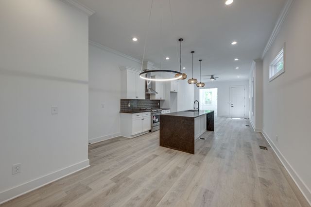 819D Watts Ln, Nashville, TN 37209