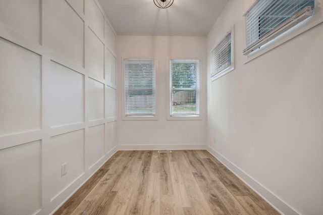 819D Watts Ln, Nashville, TN 37209