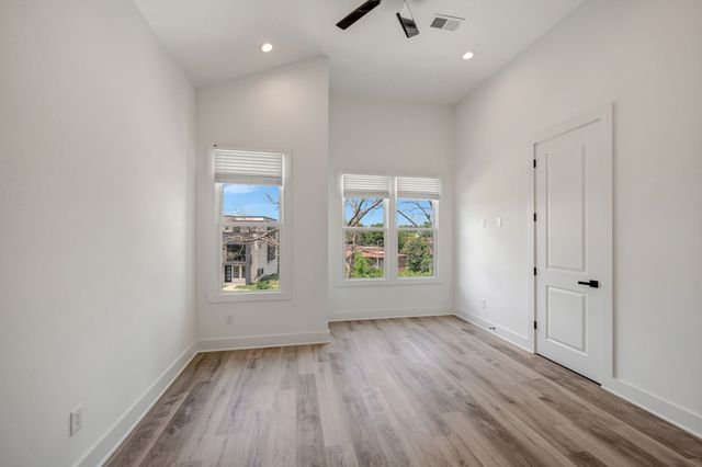 819D Watts Ln, Nashville, TN 37209