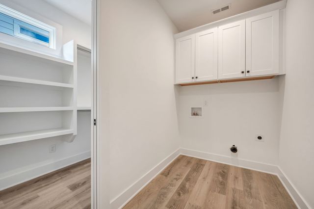 819D Watts Ln, Nashville, TN 37209