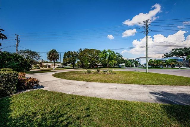 431 WINDWARD PASSAGE, Clearwater Beach, FL 33767