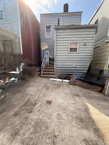 88-25 75th Street, Woodhaven, NY 11421