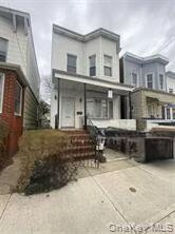 88-25 75th Street, Woodhaven, NY 11421