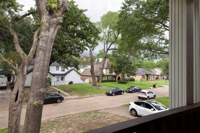 723 Leaflet Lane, Spring, TX 77388