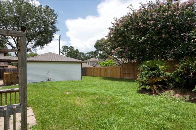 723 Leaflet Lane, Spring, TX 77388
