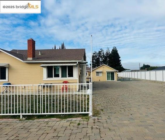 2024 Hillcrest Ave, Antioch, CA 94509