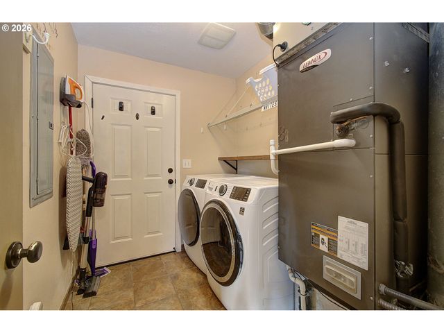 291 METZGER Rd, Carson, WA 98610