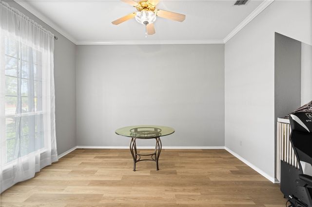 4406 Pontchartrain Dr, Corpus Christi, TX 78413
