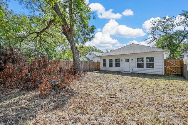 517 E Heron Street, Denison, TX 75021