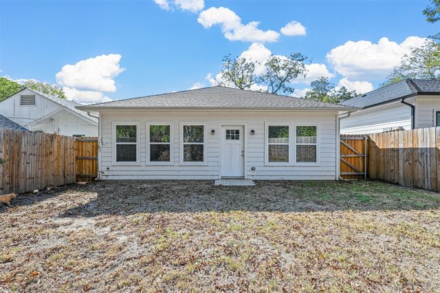 517 E Heron Street, Denison, TX 75021