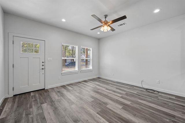 517 E Heron Street, Denison, TX 75021