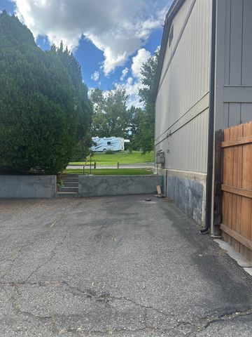 104 Park Dr Apt H, Grand Junction, CO 81501