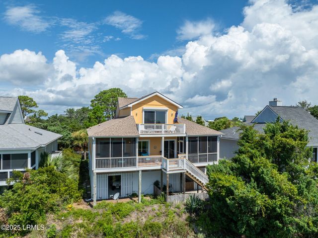 11 Nautical Watch Way, St. Helena Island, SC 29920