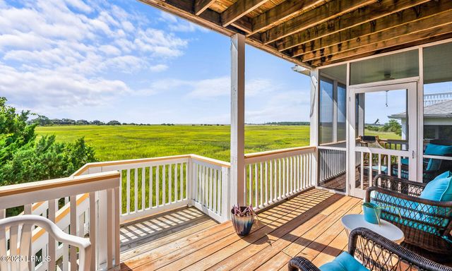 11 Nautical Watch Way, St. Helena Island, SC 29920